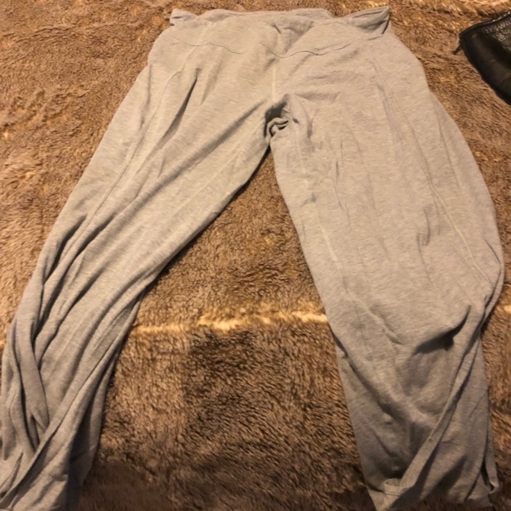 Lululemon 10 twist luon